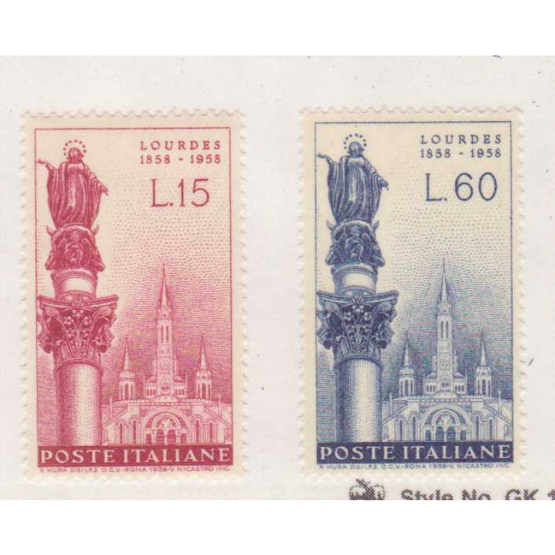 Italy #739-40