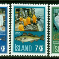 Iceland #435-7